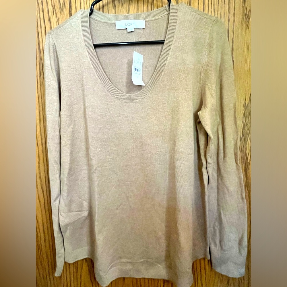 Loft NWT tan scoop neck sweater